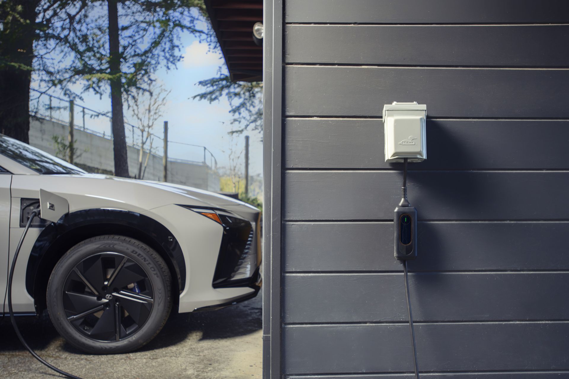 Comprehensive Installation Service For Home Ev Chargers In Detached Homes